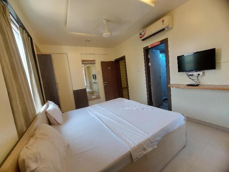 Khadki Super Hotel O Happy Homely Stay Near Pune Airport מראה חיצוני תמונה