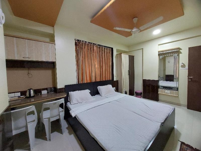 Khadki Super Hotel O Happy Homely Stay Near Pune Airport מראה חיצוני תמונה
